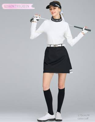 モノトーン配色ロゴ入り長袖トップス＆スカート上下セット