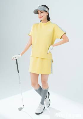 ロゴライン入り半袖プルオーバー＆スカート上下セット (スカートは