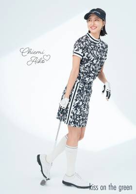 モノトーンフラワー柄ライン入りトップス＆スカート上下セット
